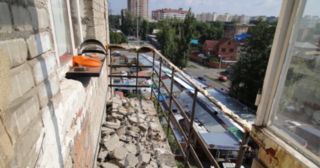 Демонтаж балкона Южноуральск, цена от 2947 руб.