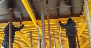 Демонтаж опалубки в Южноуральске: цены от 362 рублей | Сварной-Жрк