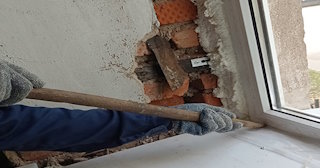 Демонтаж оконных откосов по выгодной цене от 517 руб. в Южноуральске - Сварной-Жрк