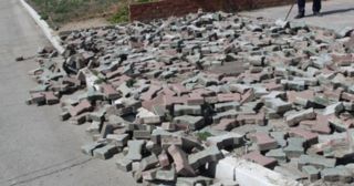 Демонтаж тротуарной плитки Южноуральск, цена от 2947 руб.